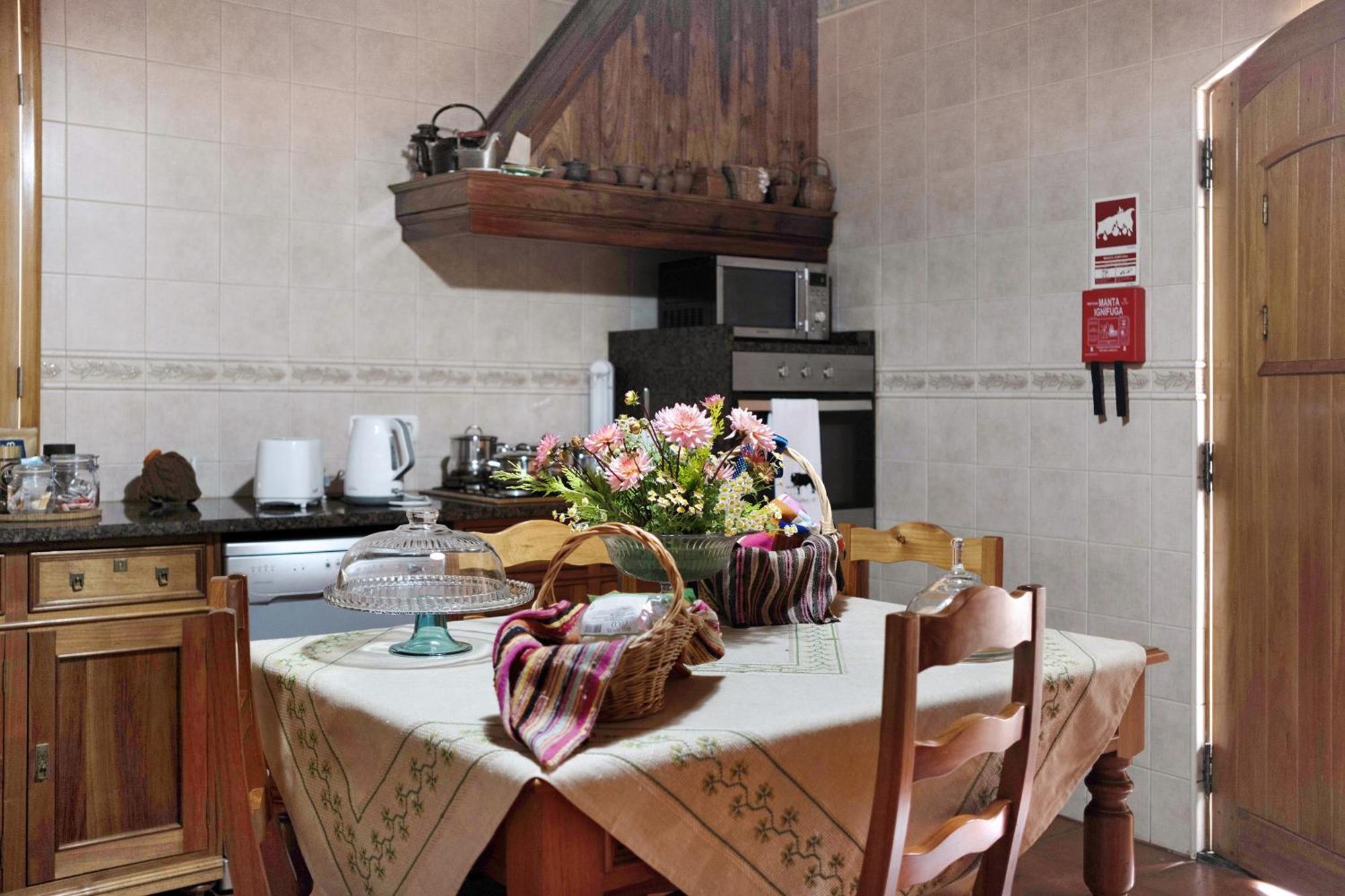 Casa Das Rosas Ангра-ду-Эроижму Экстерьер фото
